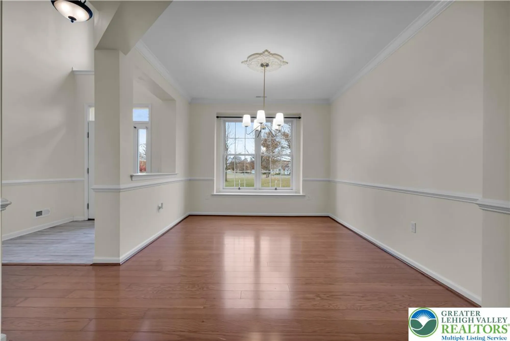 Property Slideshow image 23 of 49 | 6333 valor dr, Bethlehem, PA, 18017