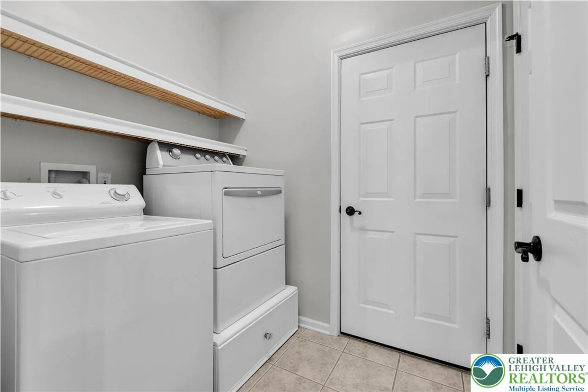 Property Slideshow image 35 of 49 | 6333 valor dr, Bethlehem, PA, 18017