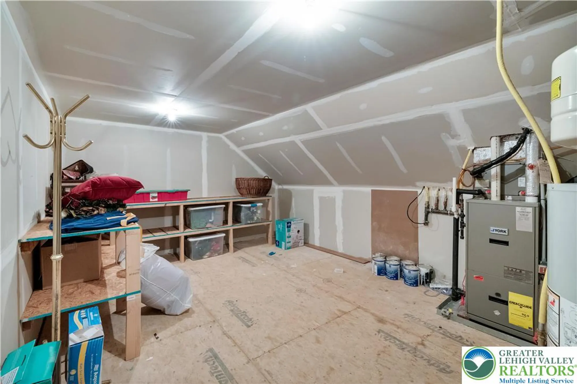 Property Slideshow image 49 of 49 | 6333 valor dr, Bethlehem, PA, 18017