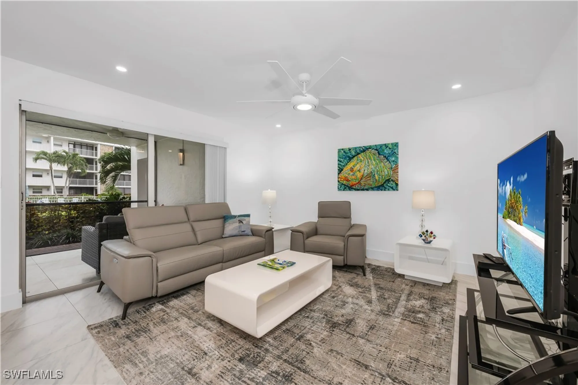 Property Slideshow image 6 of 19 | 3000 gulf shore blvd 113, Naples, FL, 34103