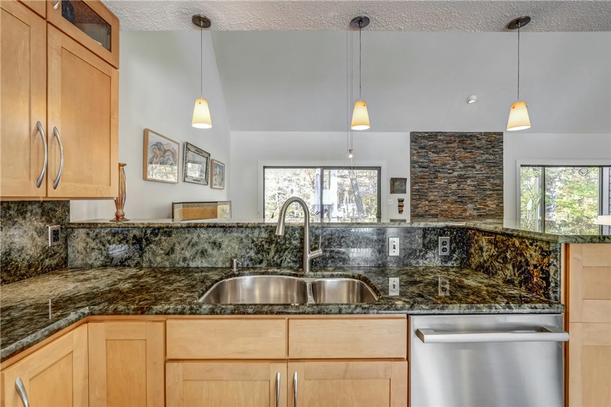 Property Slideshow image 16 of 41 | 108 john paine, Williamsburg, VA, 23185