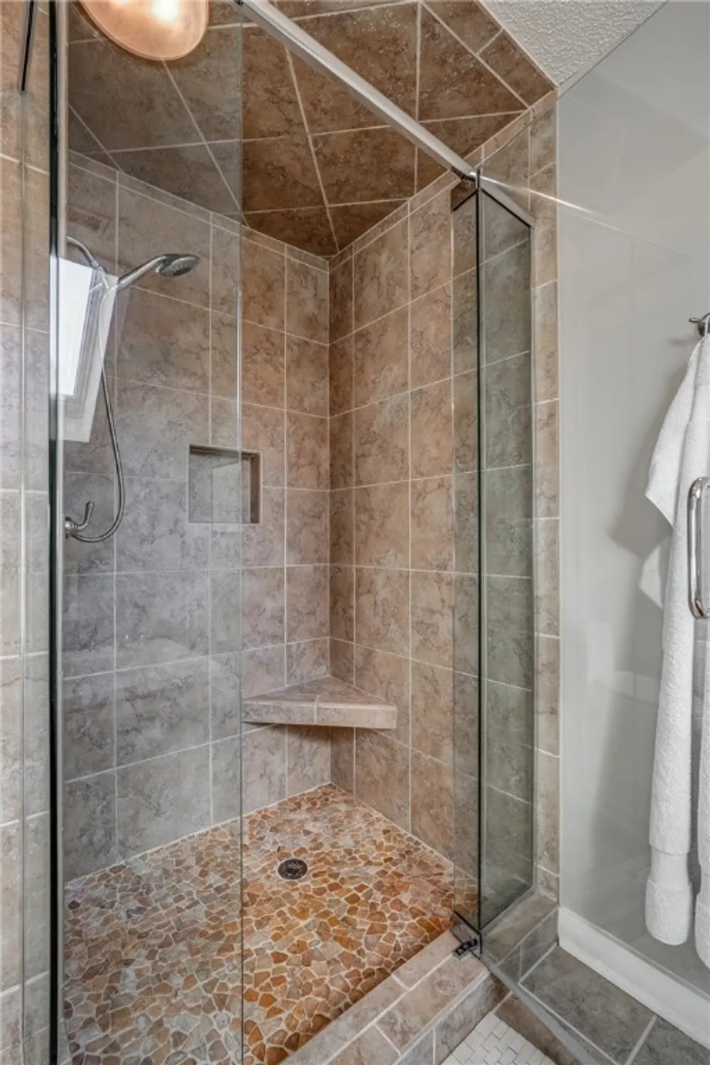 Property Slideshow image 32 of 41 | 108 john paine, Williamsburg, VA, 23185