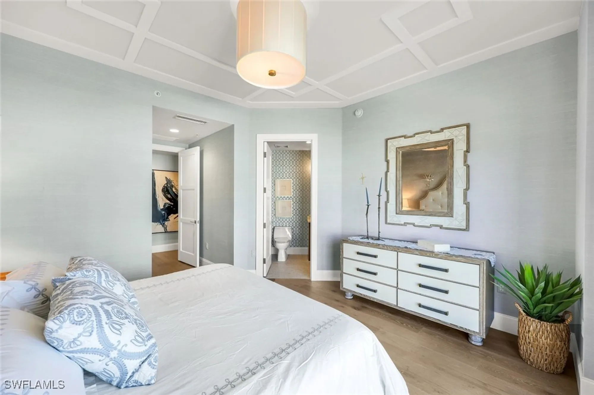 Property Slideshow image 27 of 50 | 4971 bonita bay blvd unit 306, Bonita Springs, FL, 34134