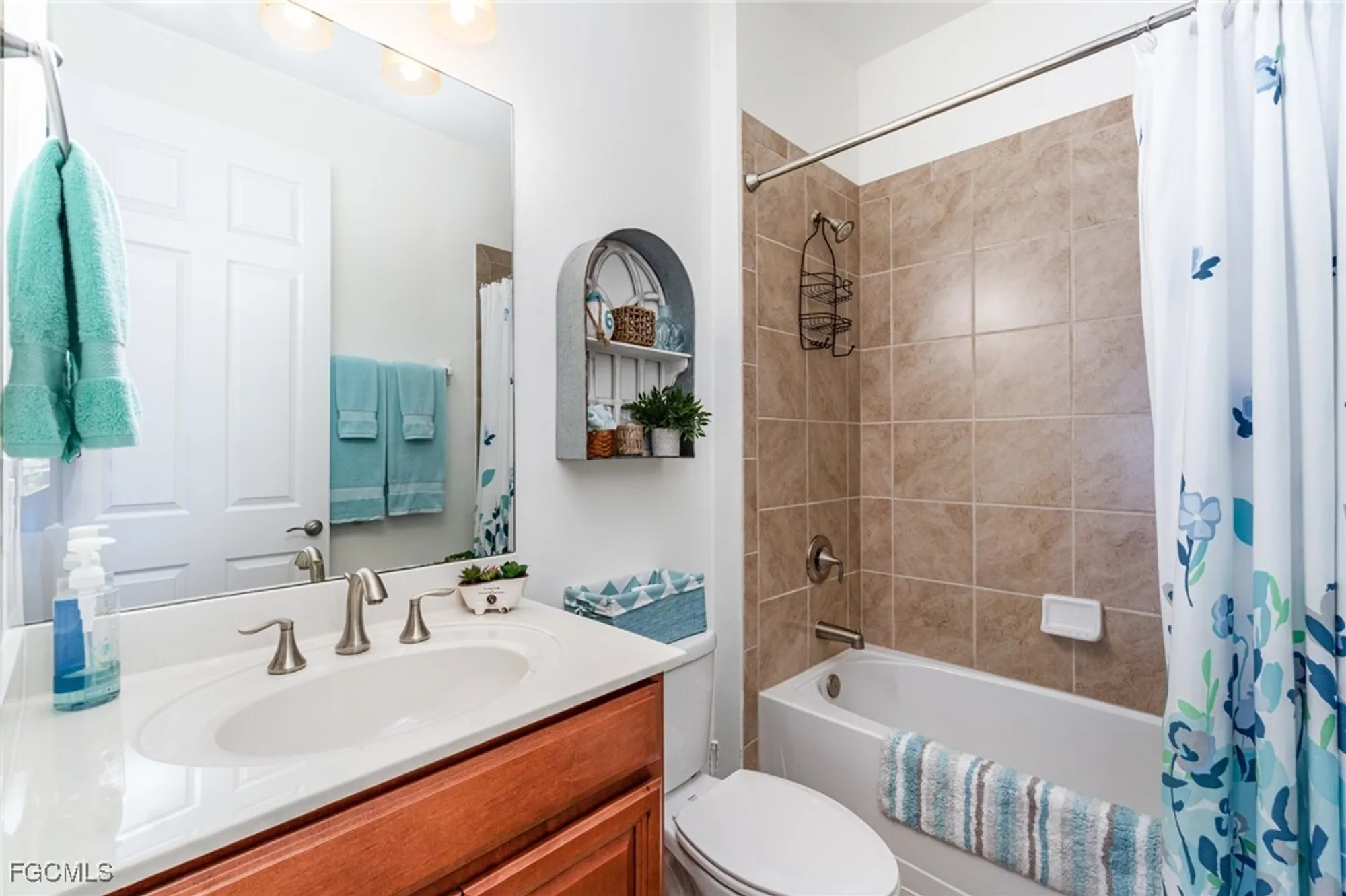 Property Slideshow image 24 of 50 | 3439 crosswater dr, North Fort Myers, FL, 33917