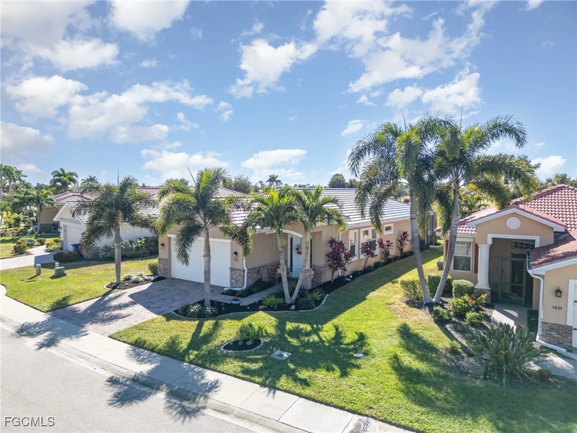 Property Slideshow image 34 of 50 | 3439 crosswater dr, North Fort Myers, FL, 33917