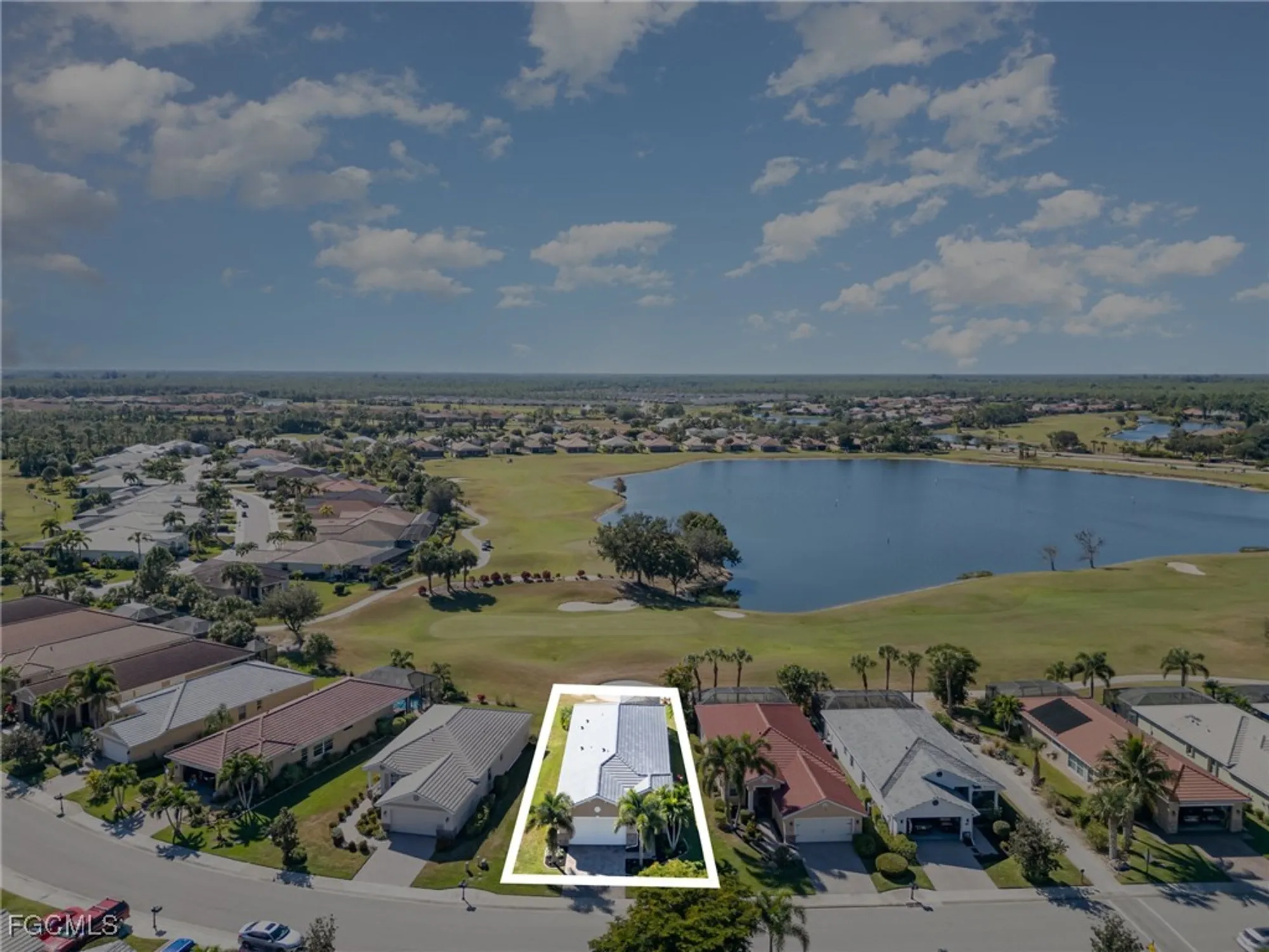 Property Slideshow image 5 of 50 | 3439 crosswater dr, North Fort Myers, FL, 33917