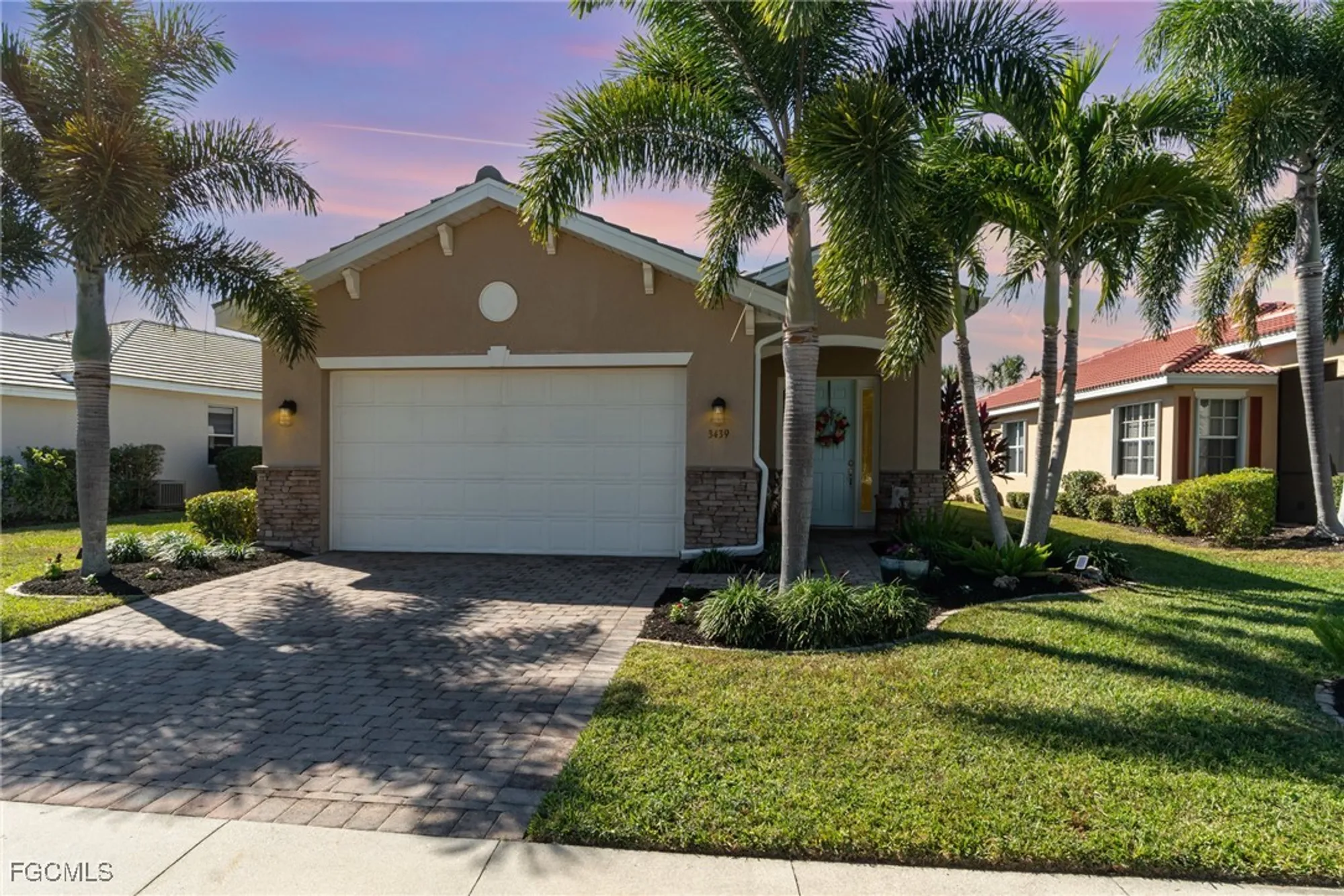 Property Slideshow image 6 of 50 | 3439 crosswater dr, North Fort Myers, FL, 33917