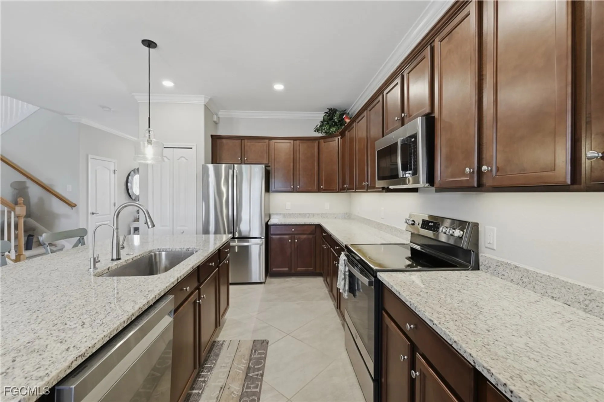 Property Slideshow image 11 of 48 | 11924 arbor trace dr, Fort Myers, FL, 33913