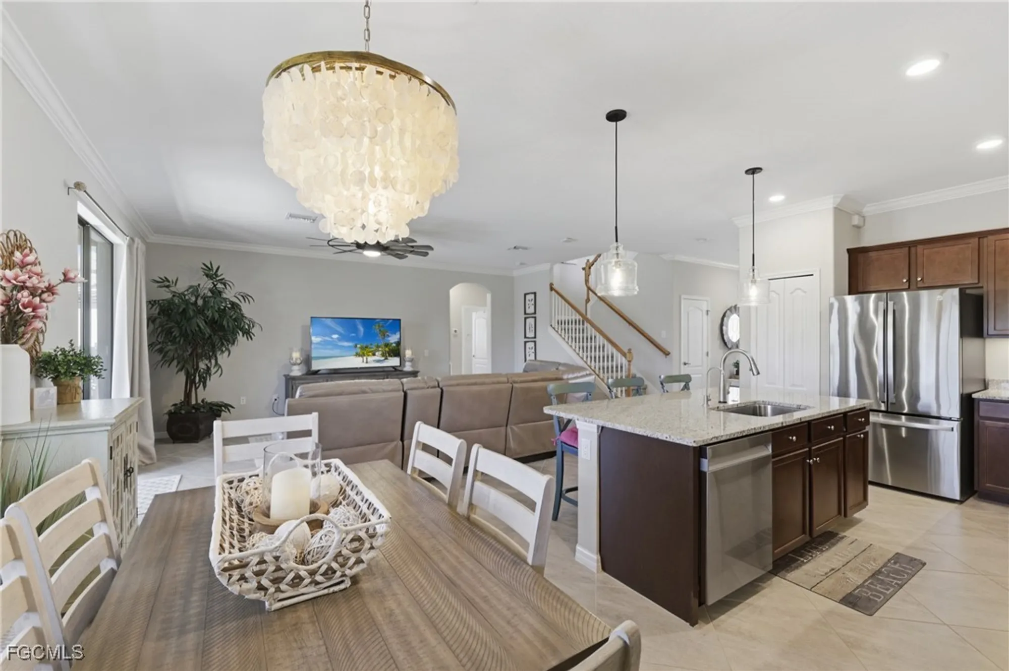 Property Slideshow image 8 of 48 | 11924 arbor trace dr, Fort Myers, FL, 33913