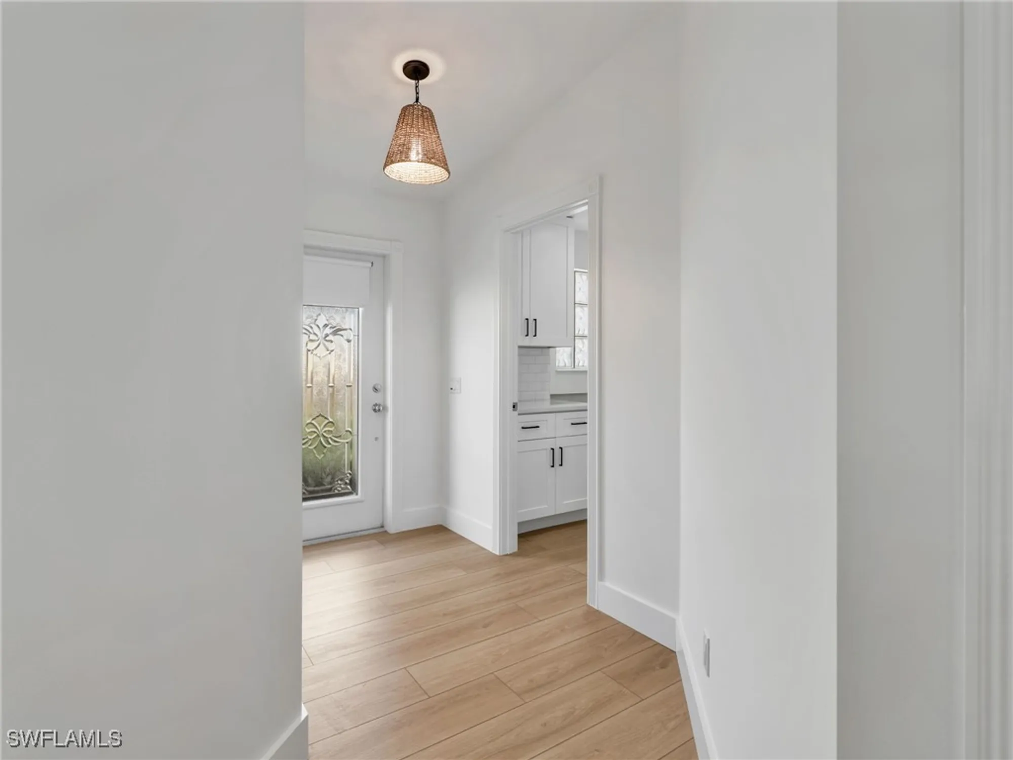 Property Slideshow image 14 of 38 | 8205 xenia ln, Naples, FL, 34114