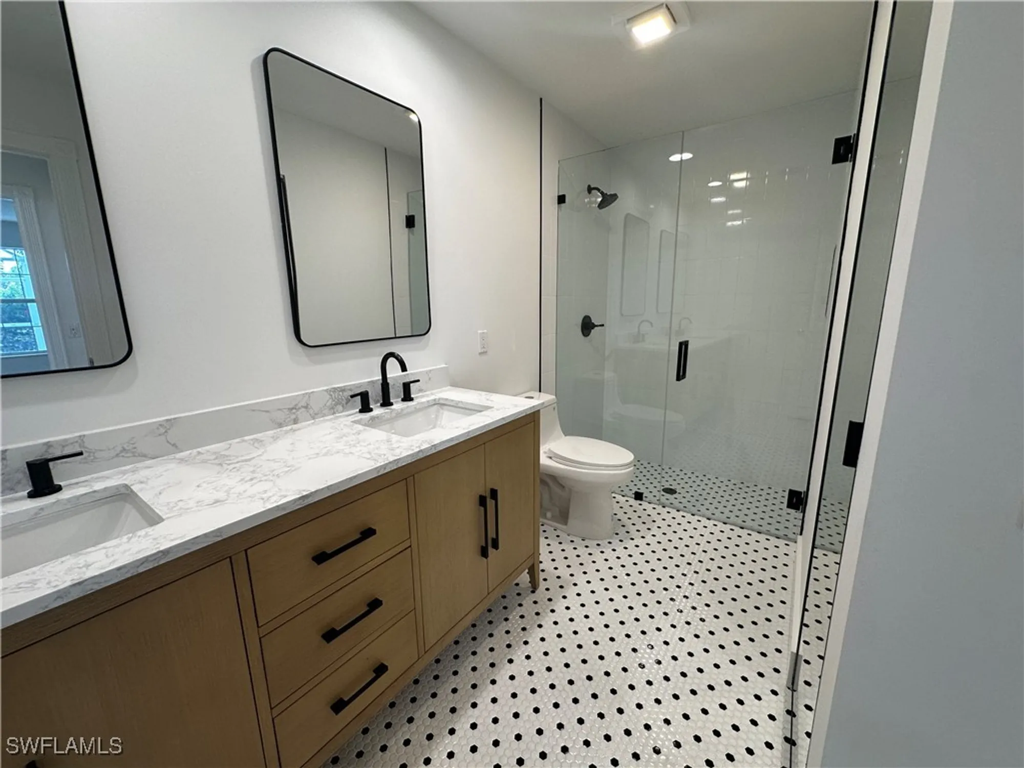 Property Slideshow image 18 of 38 | 8205 xenia ln, Naples, FL, 34114