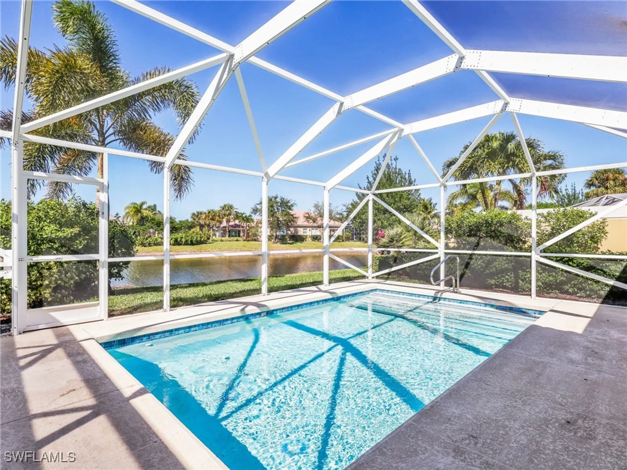 Property Slideshow image 24 of 38 | 8205 xenia ln, Naples, FL, 34114