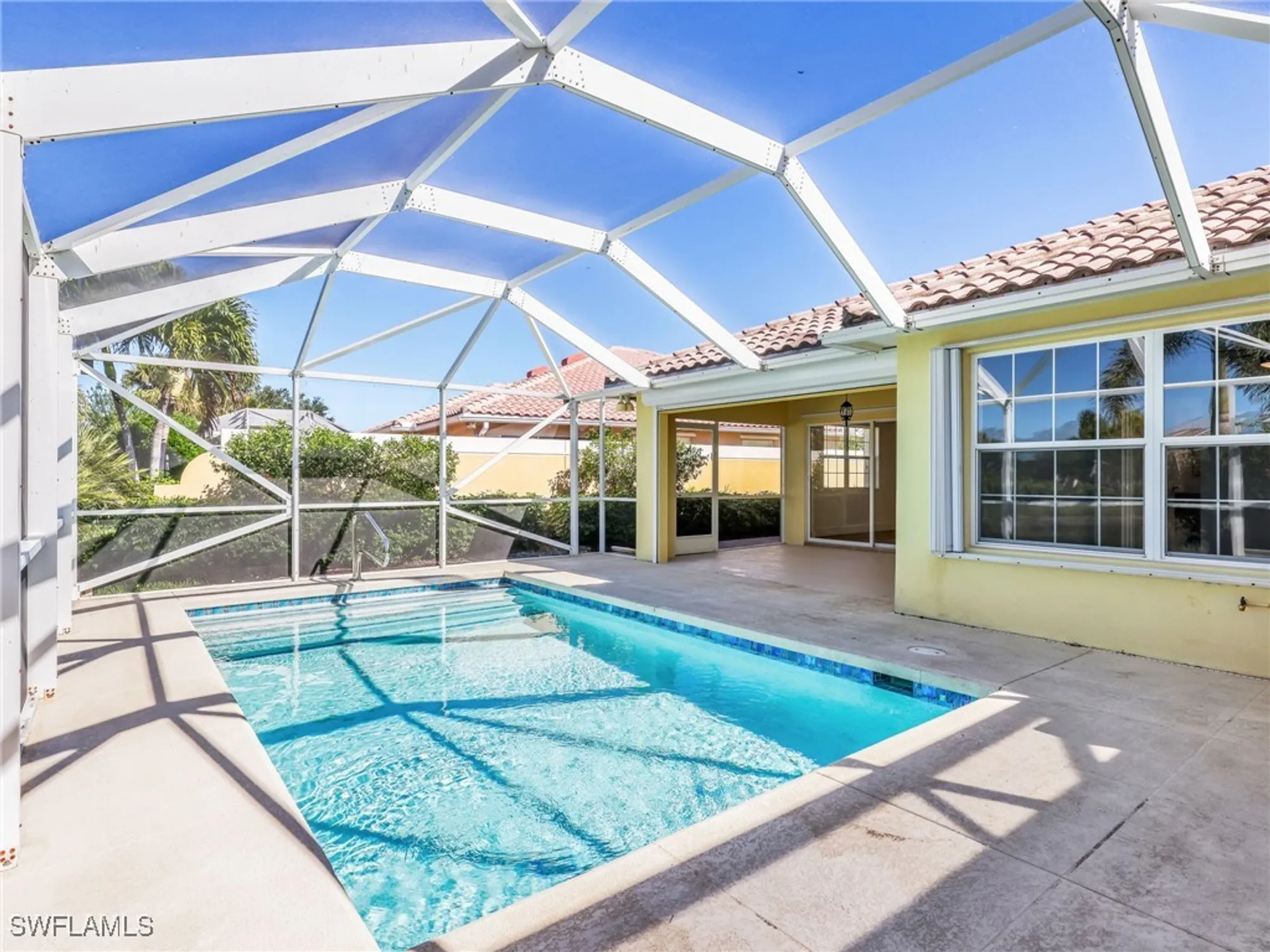 Property Slideshow image 25 of 38 | 8205 xenia ln, Naples, FL, 34114