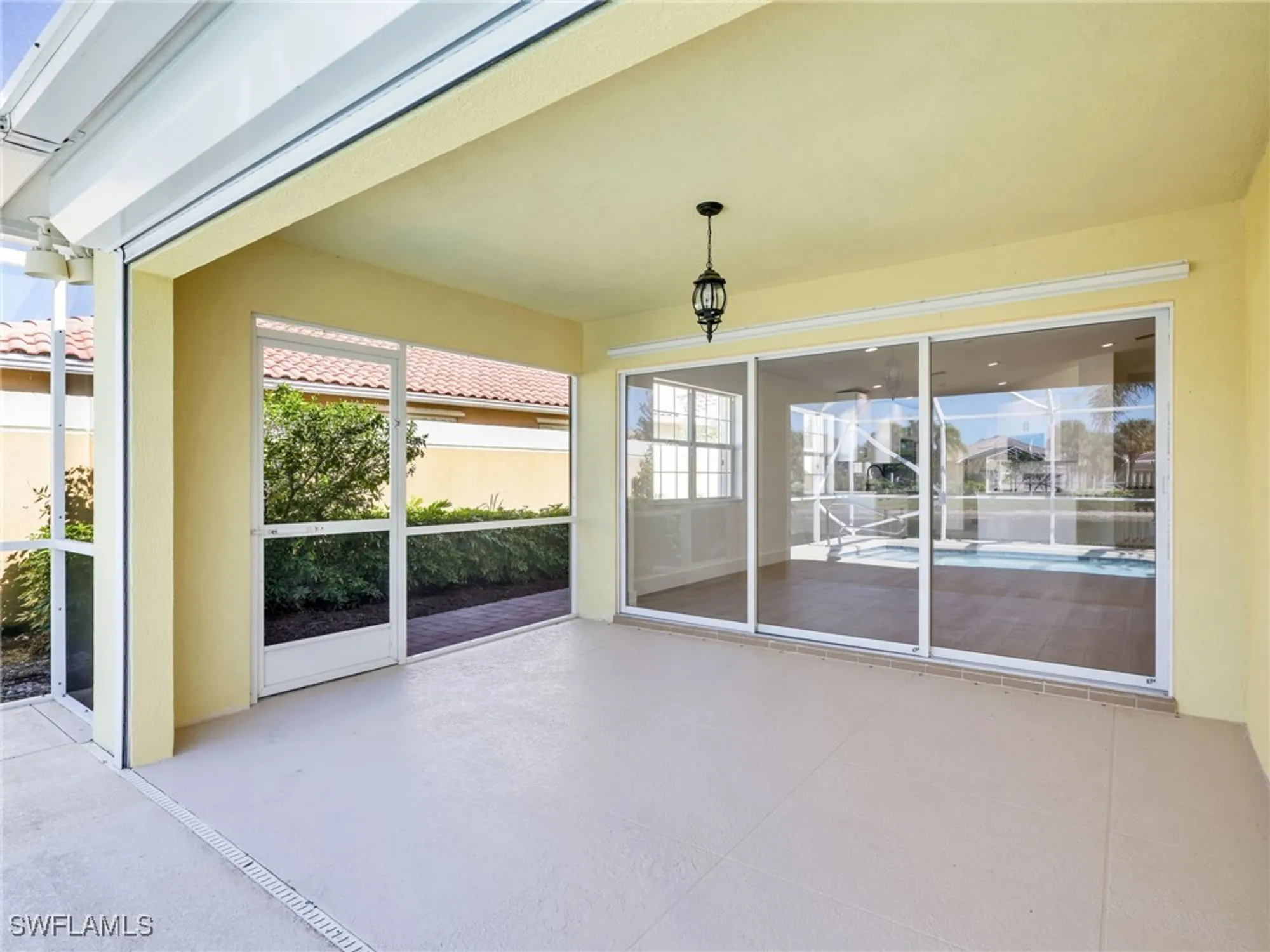 Property Slideshow image 27 of 38 | 8205 xenia ln, Naples, FL, 34114