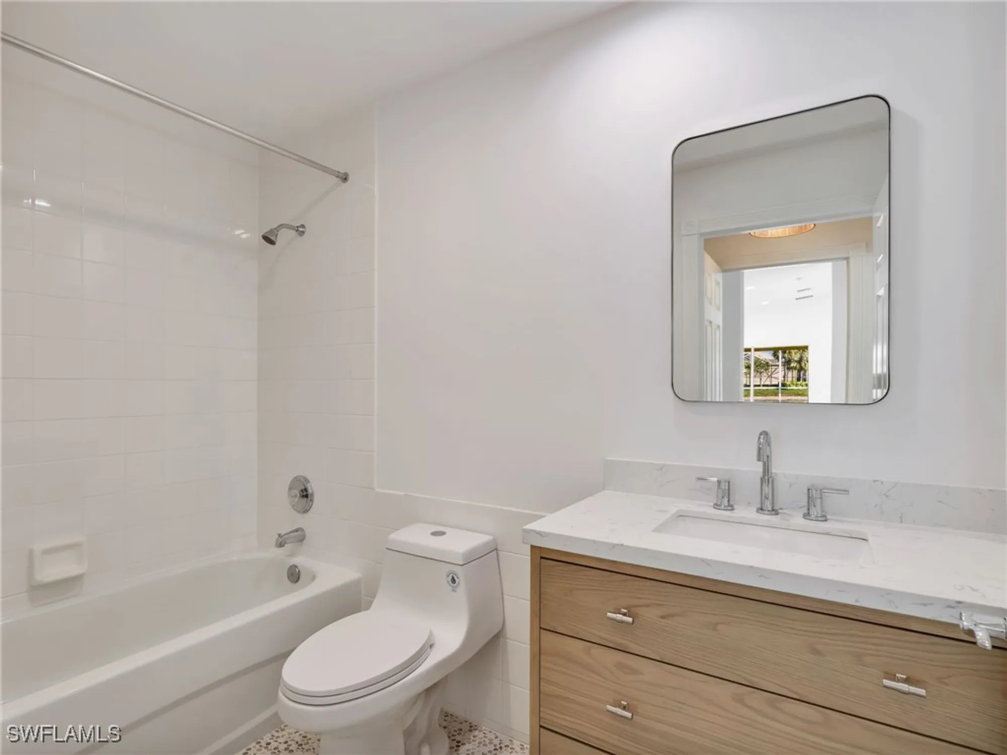 Property Slideshow image 21 of 38 | 8205 xenia ln, Naples, FL, 34114