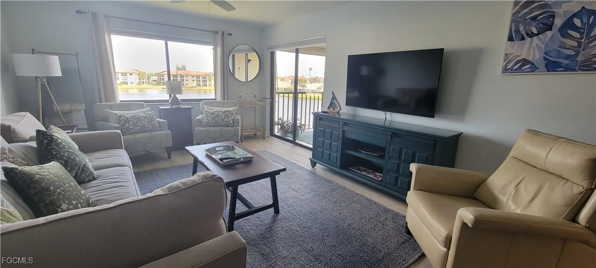 Property Slideshow image 16 of 43 | 11250 caravel cir 306, Fort Myers, FL, 33908