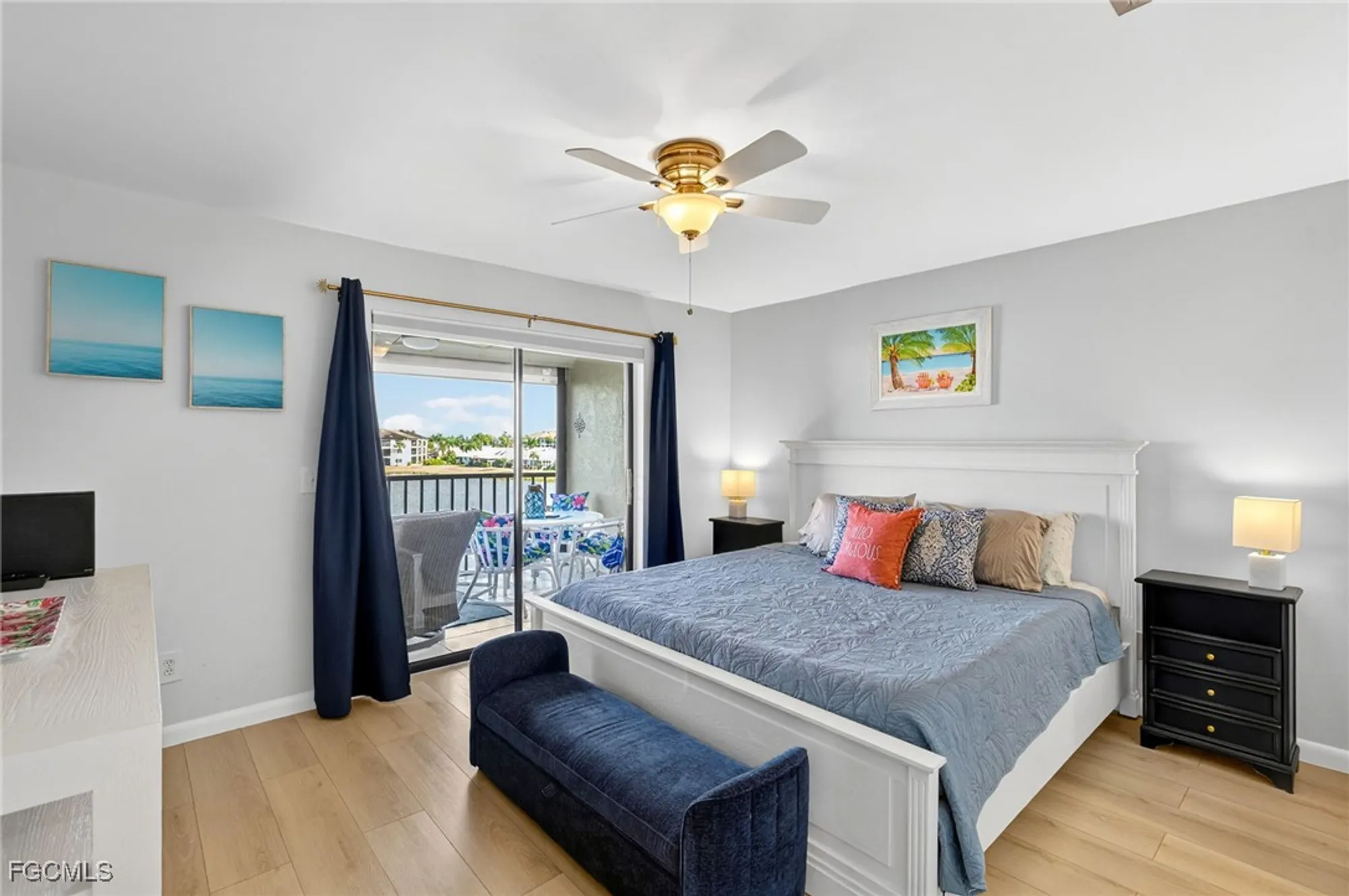 Property Slideshow image 19 of 43 | 11250 caravel cir 306, Fort Myers, FL, 33908