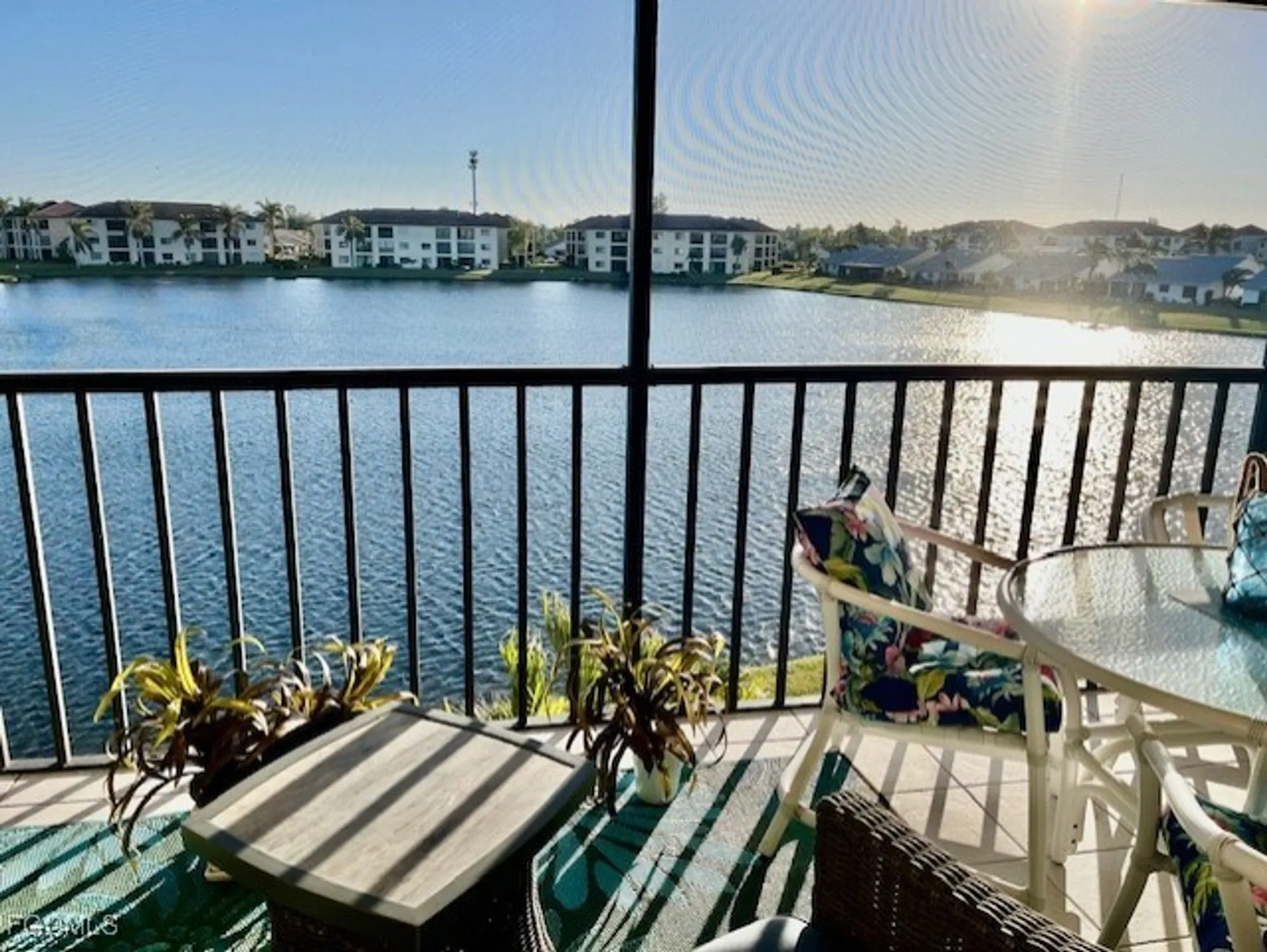 Property Slideshow image 3 of 43 | 11250 caravel cir 306, Fort Myers, FL, 33908