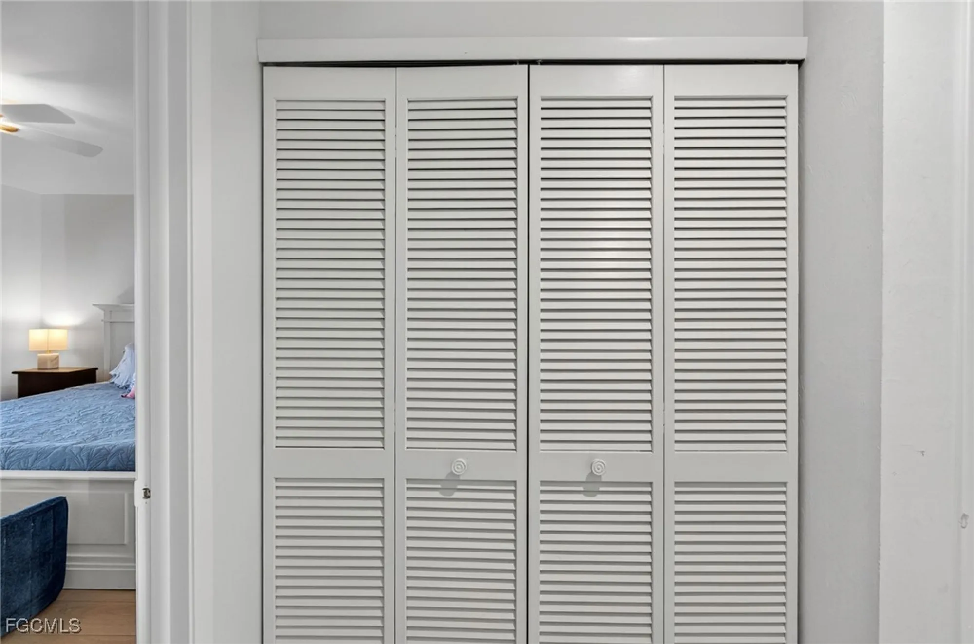 Property Slideshow image 30 of 43 | 11250 caravel cir 306, Fort Myers, FL, 33908