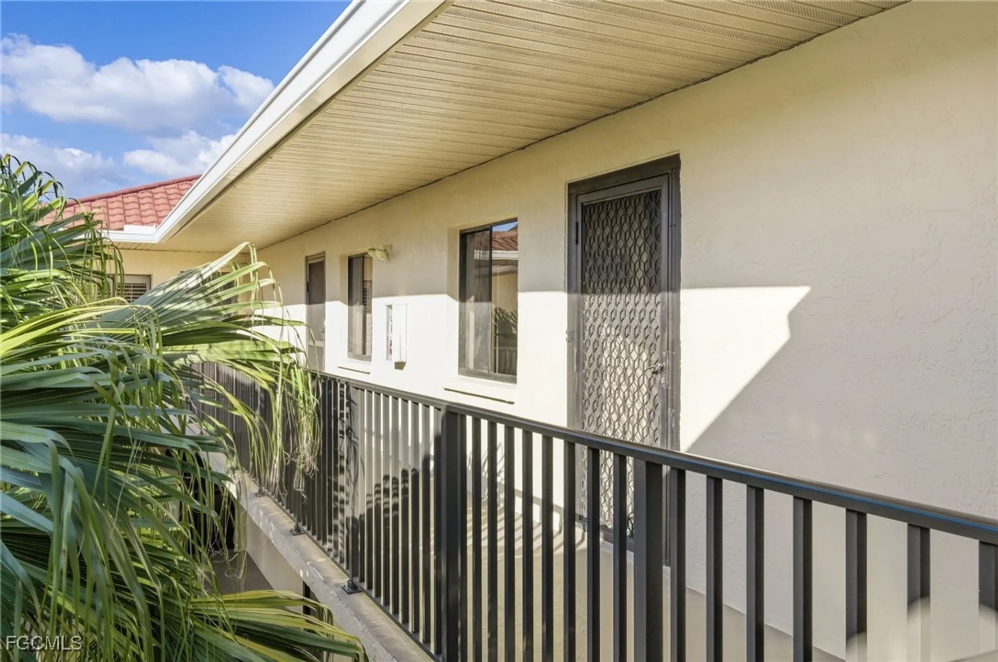 Property Slideshow image 31 of 43 | 11250 caravel cir 306, Fort Myers, FL, 33908
