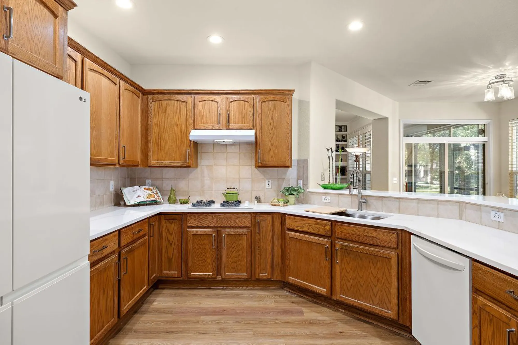 Property Slideshow image 17 of 30 | 134 great frontier dr, Georgetown, TX, 78633