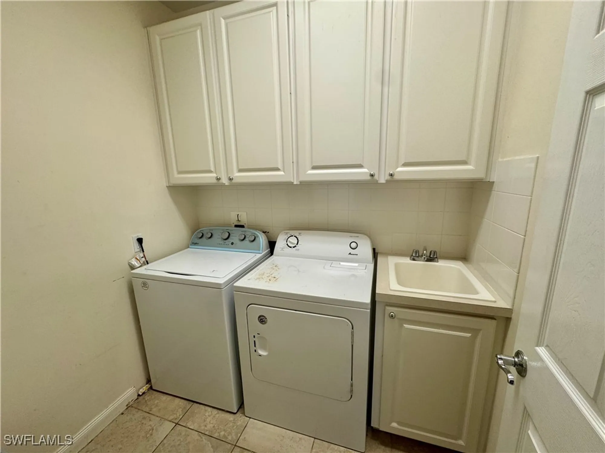 Property Slideshow image 20 of 41 | 28203 jeneva way, Bonita Springs, FL, 34135