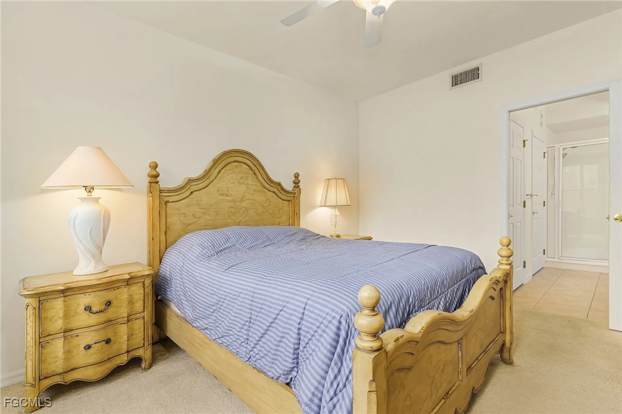 Property Slideshow image 20 of 29 | 9661 hemingway ln 3207, Fort Myers, FL, 33913