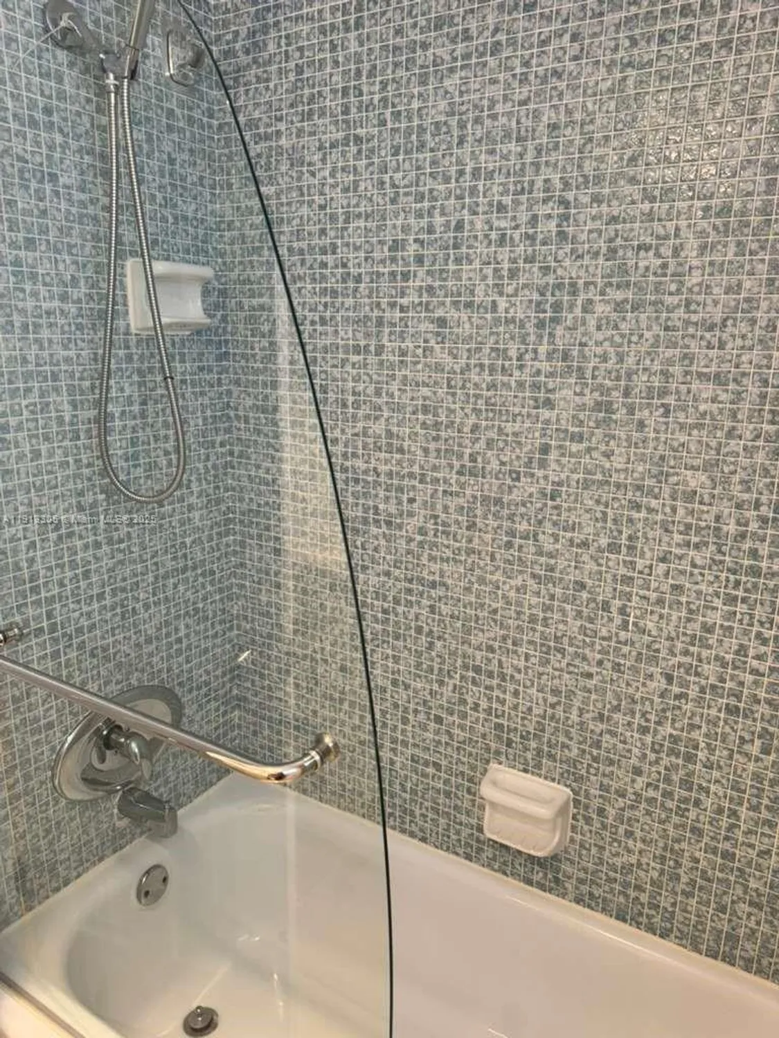 Property Slideshow image 15 of 18 | 3001 nw 46th ave apt 207, Lauderdale Lakes, FL, 33313