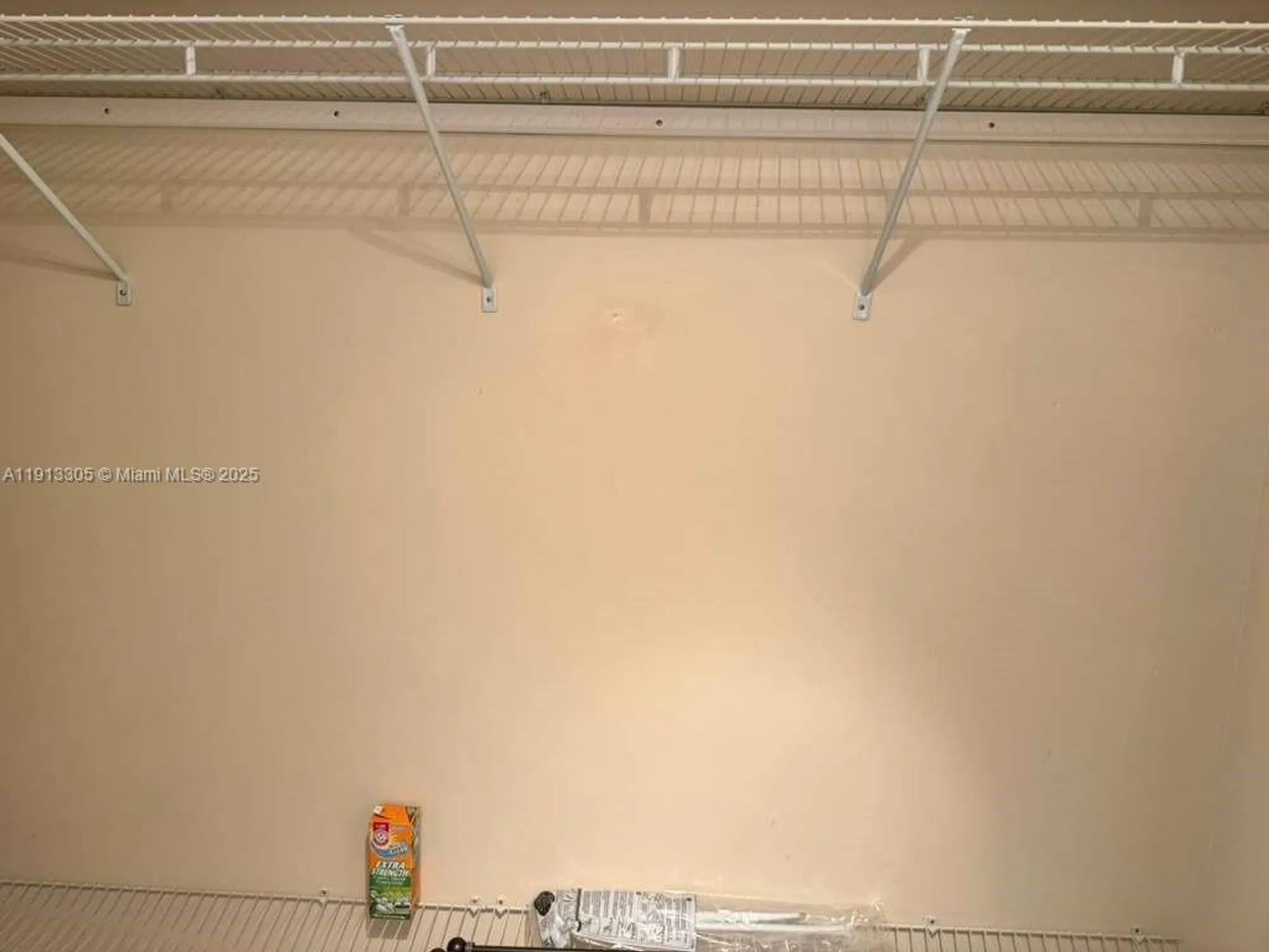 Property Slideshow image 11 of 18 | 3001 nw 46th ave apt 207, Lauderdale Lakes, FL, 33313