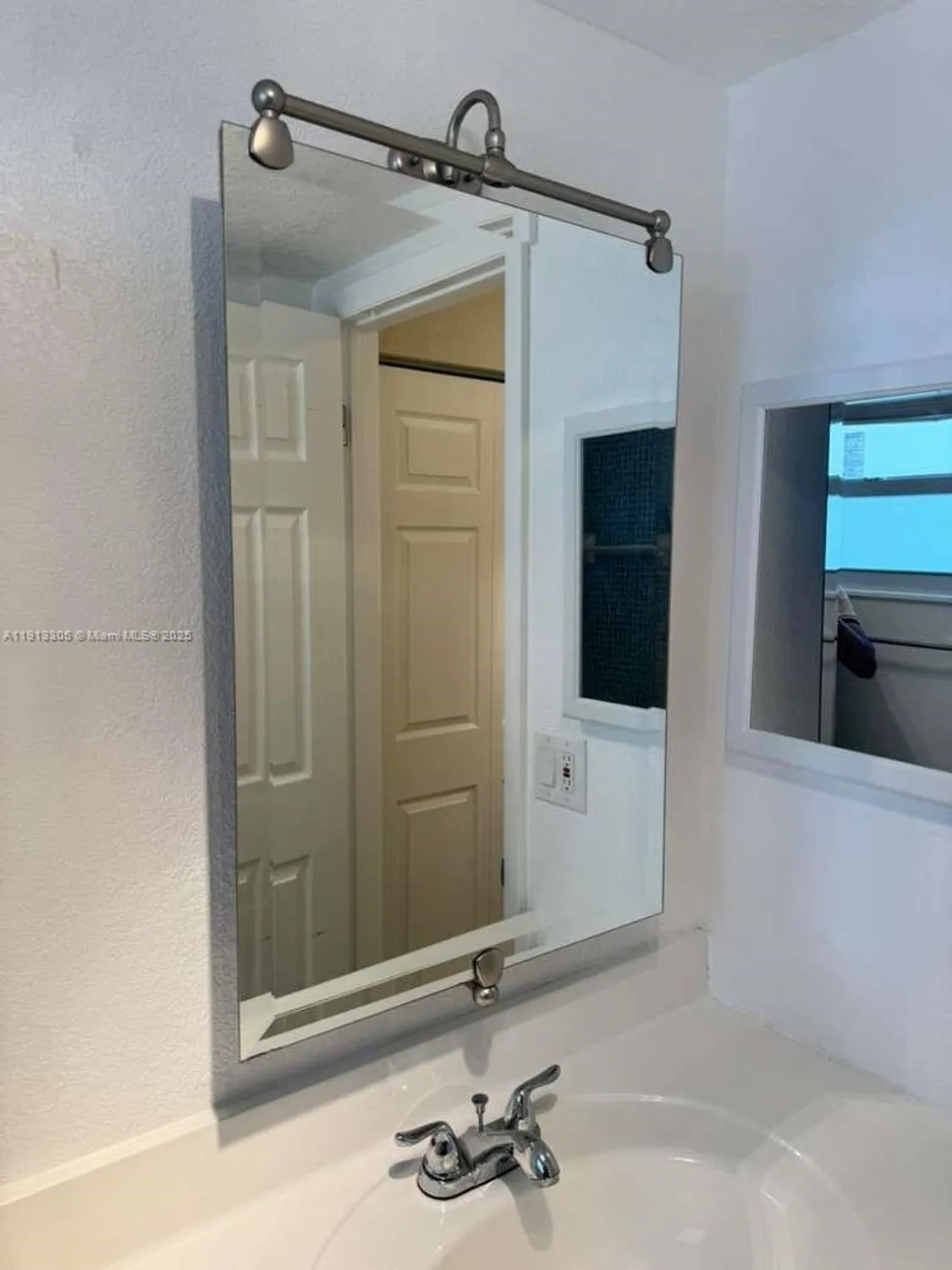 Property Slideshow image 12 of 18 | 3001 nw 46th ave apt 207, Lauderdale Lakes, FL, 33313