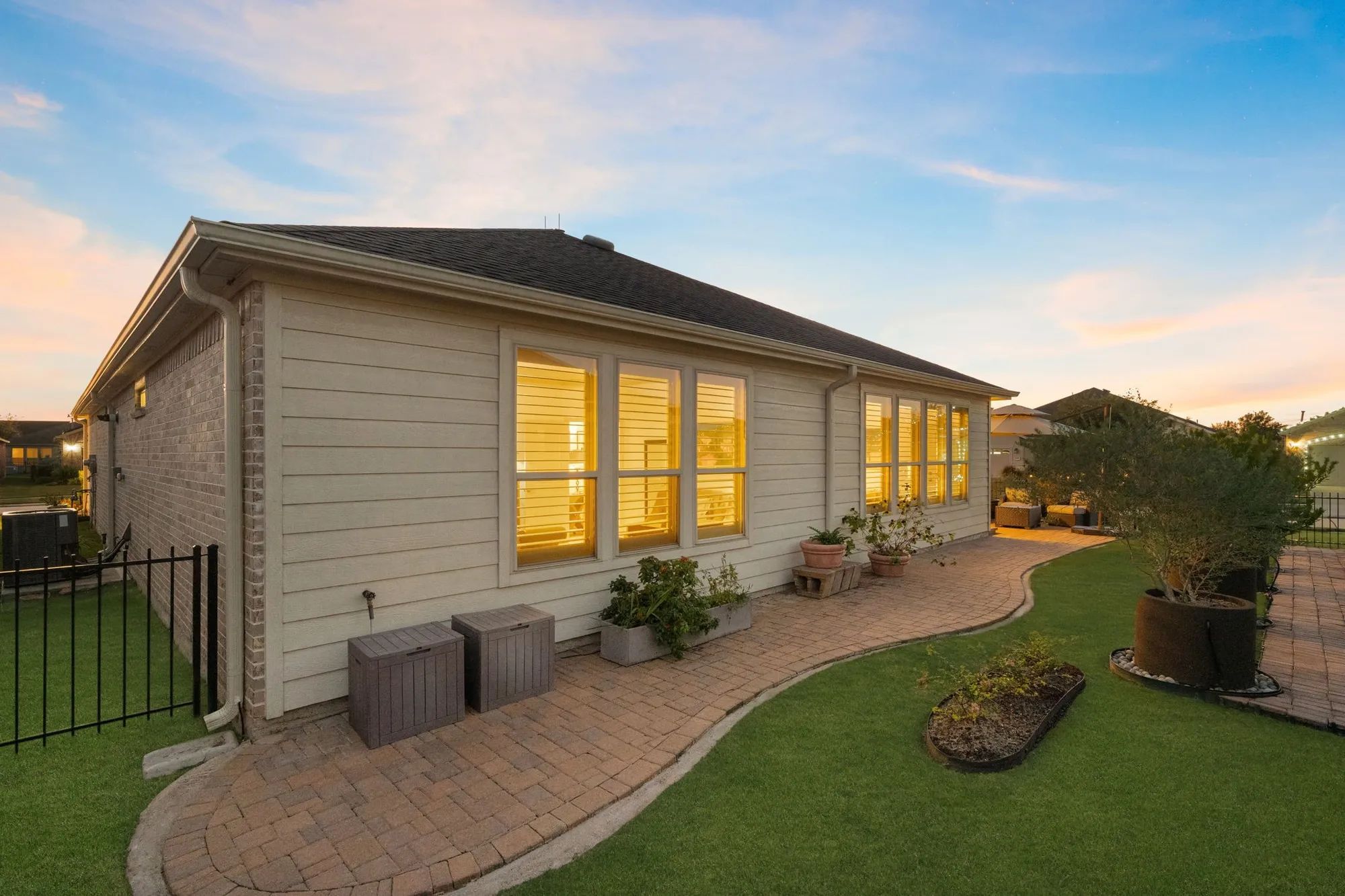 Property Slideshow image 41 of 50 | 3422 king eider ct, Richmond, TX, 77469