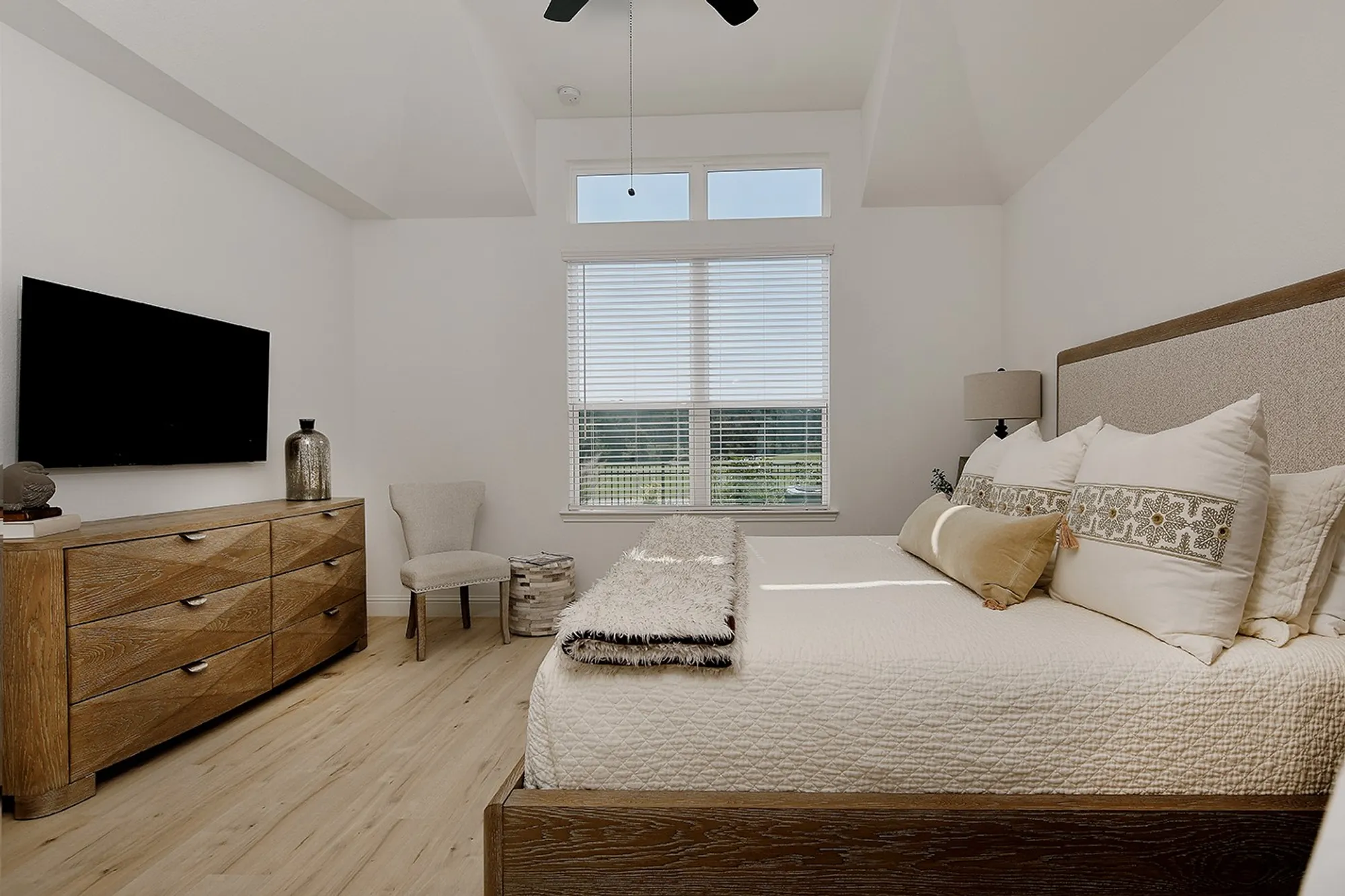 Property Slideshow image 23 of 40 | 14266 juniper breeze ct, Willis, TX, 77318