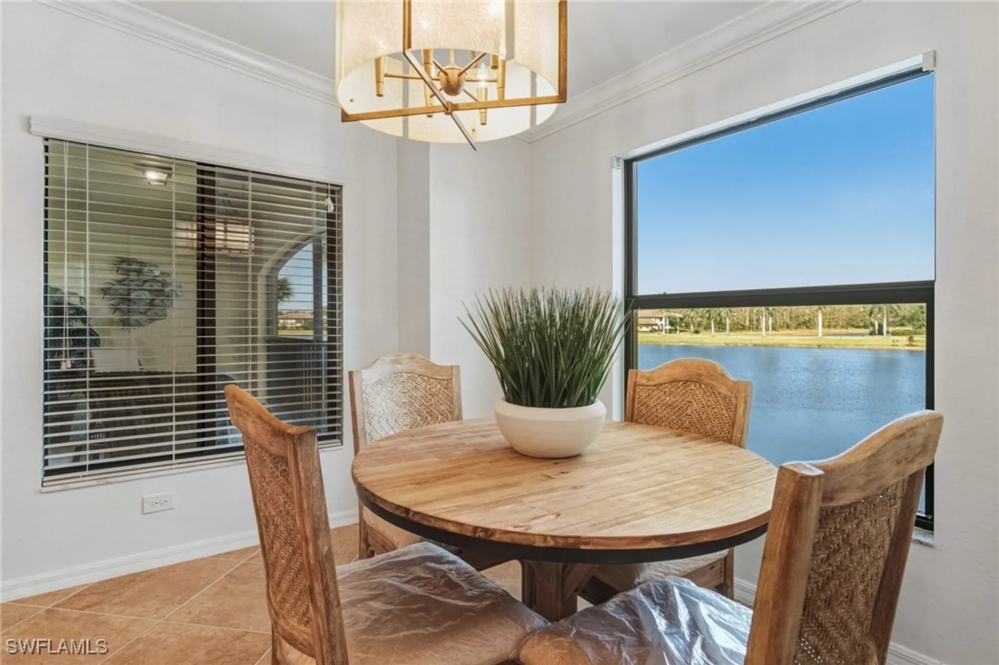 Property Slideshow image 14 of 35 | 9509 avellino way 1823, Naples, FL, 34113