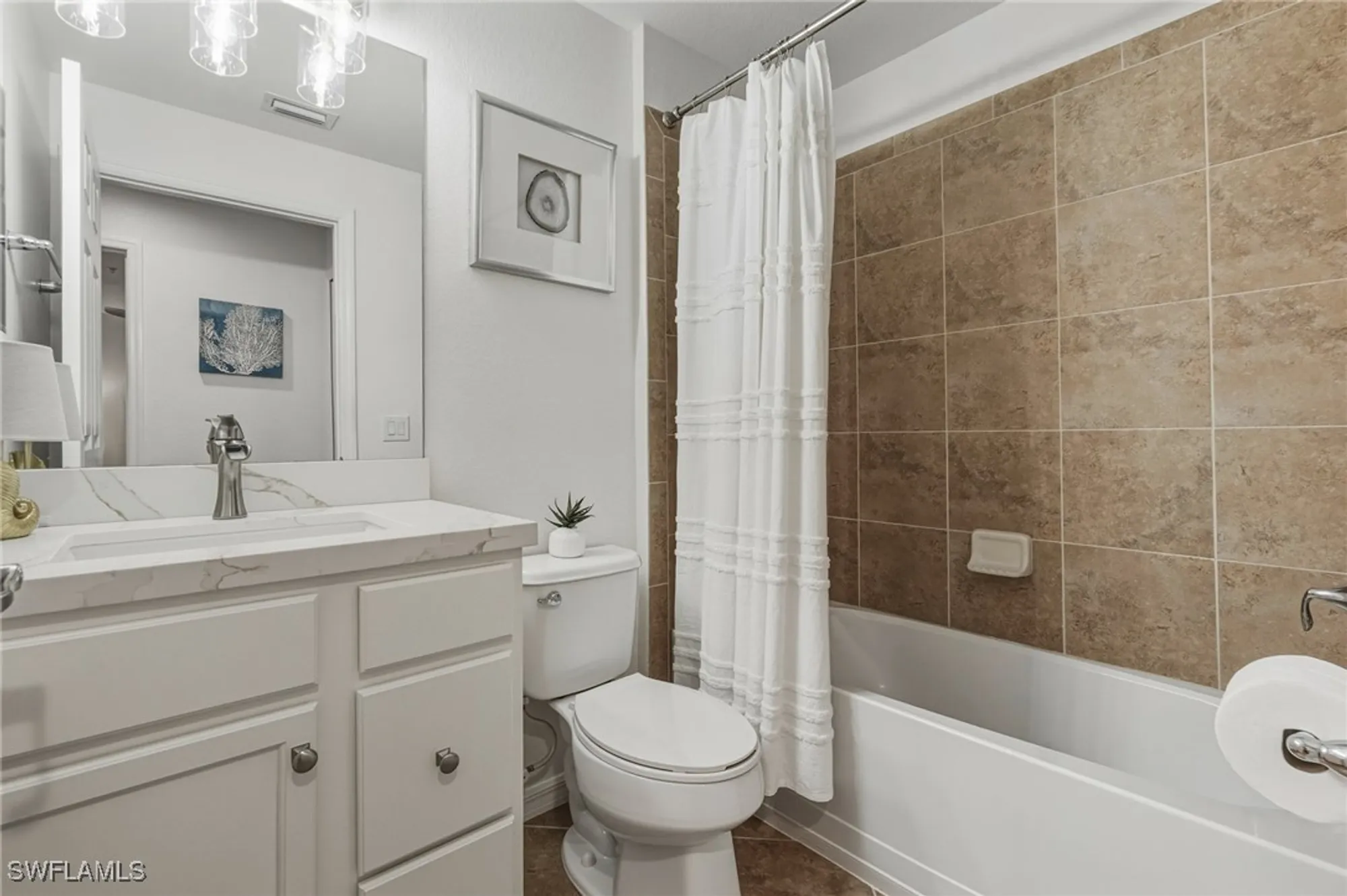Property Slideshow image 23 of 35 | 9509 avellino way 1823, Naples, FL, 34113