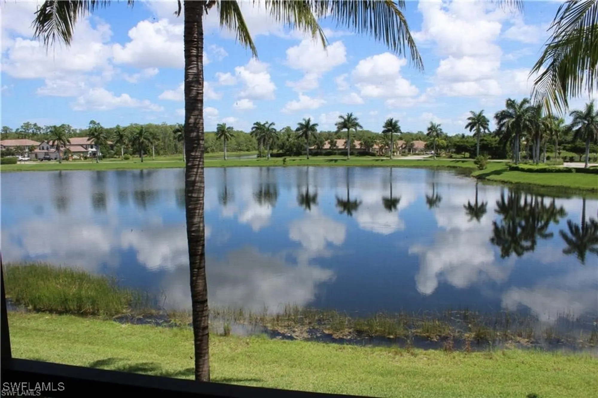 Property Slideshow image 3 of 35 | 9509 avellino way 1823, Naples, FL, 34113