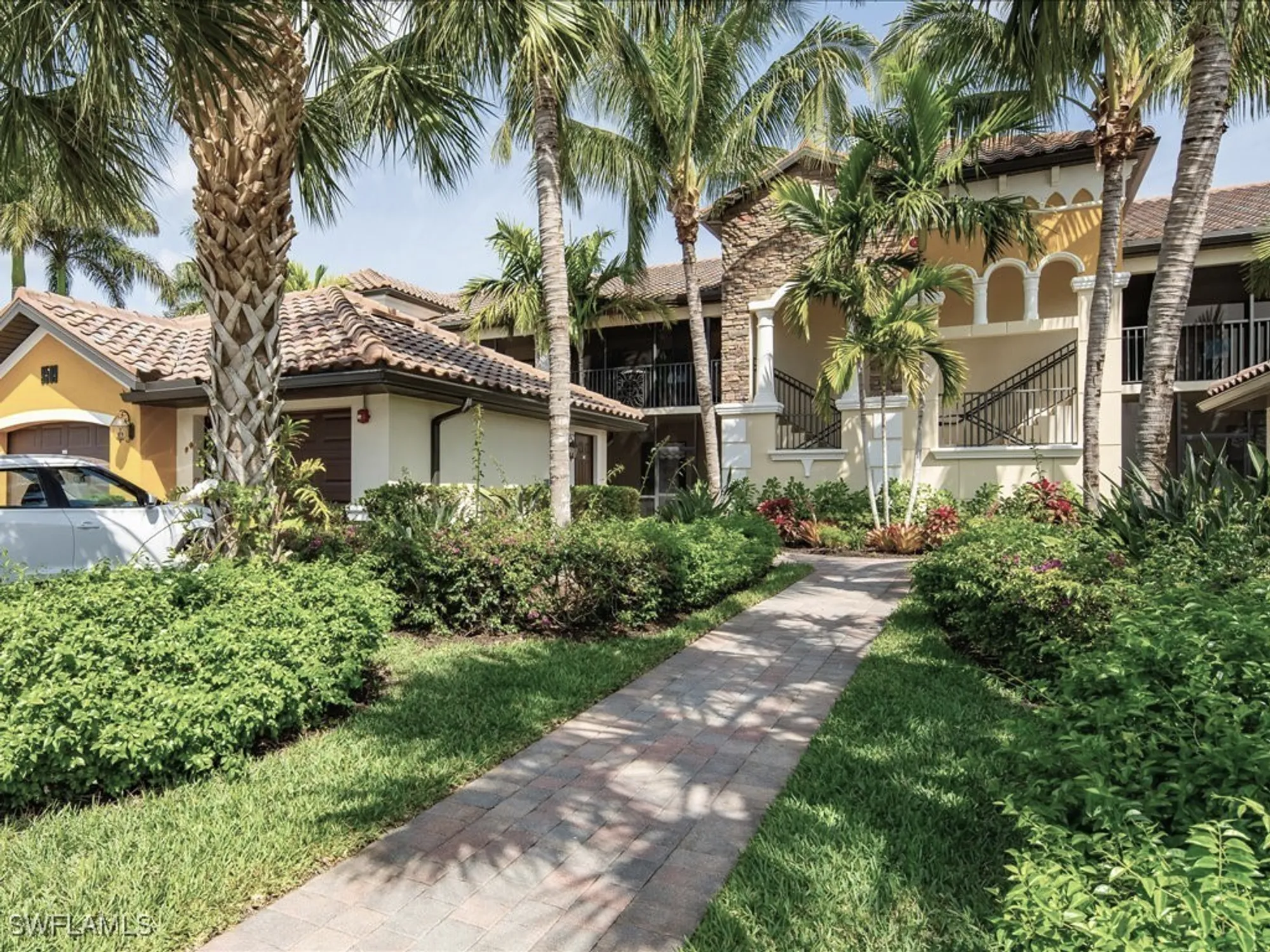 Property Slideshow image 6 of 35 | 9509 avellino way 1823, Naples, FL, 34113