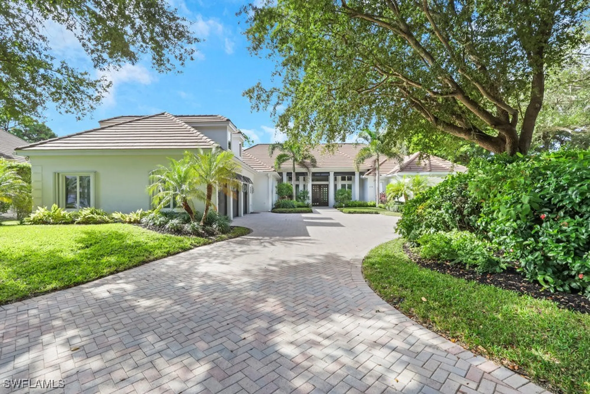 Property Slideshow image 2 of 50 | 678 katemore ln, Naples, FL, 34108