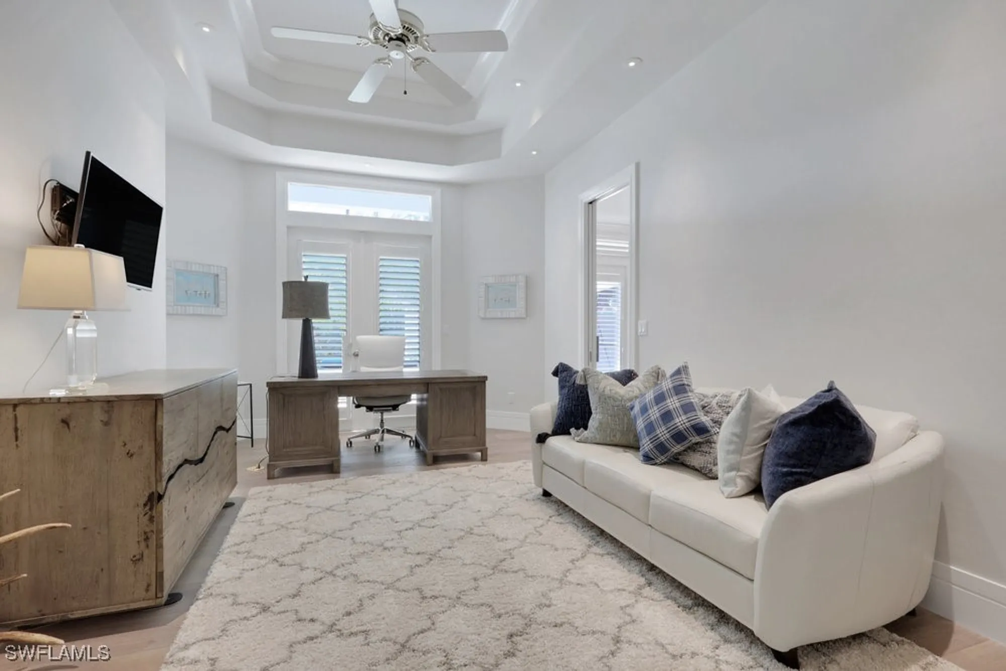 Property Slideshow image 21 of 50 | 678 katemore ln, Naples, FL, 34108