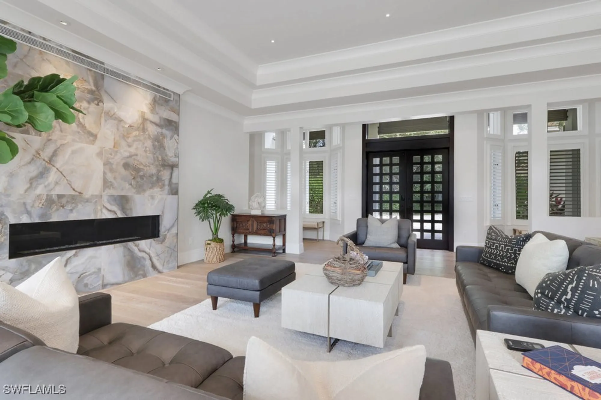 Property Slideshow image 4 of 50 | 678 katemore ln, Naples, FL, 34108