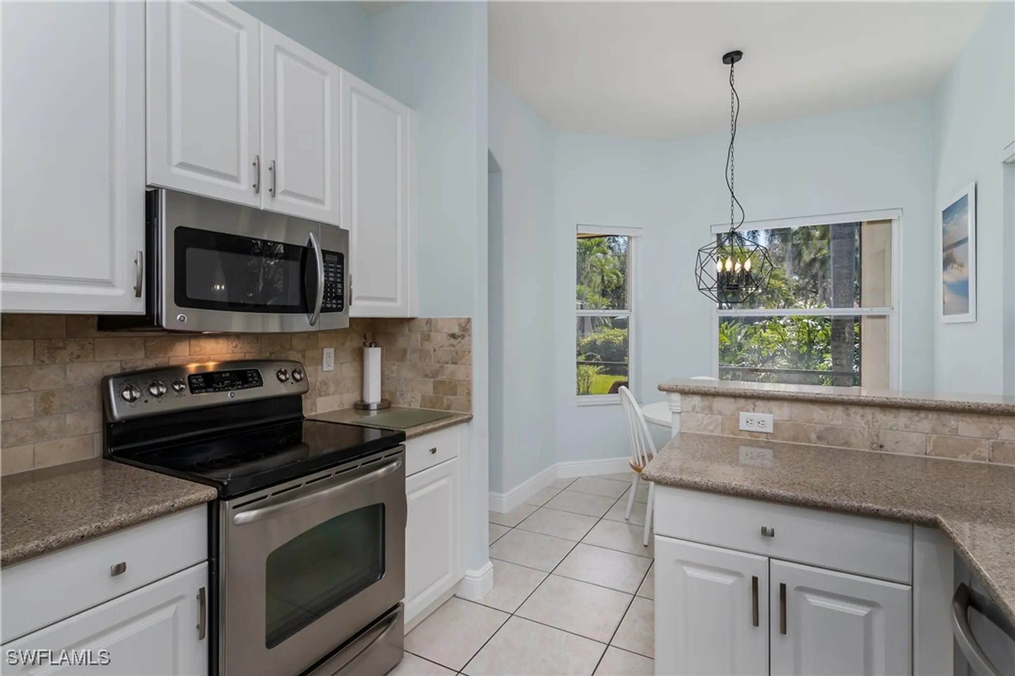 Property Slideshow image 18 of 36 | 817 vistana cir, Naples, FL, 34119