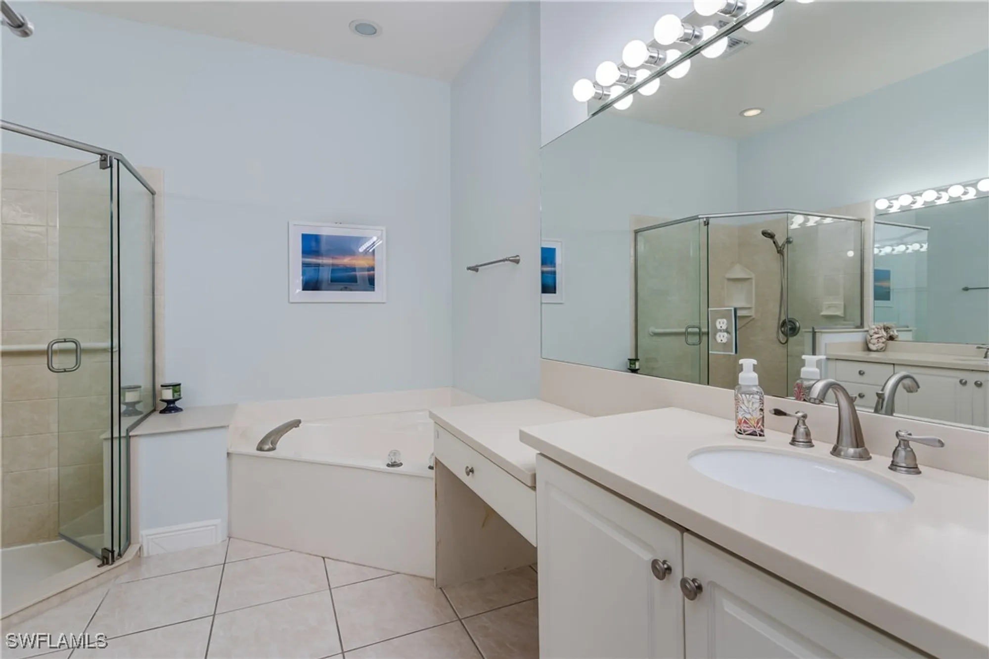 Property Slideshow image 27 of 36 | 817 vistana cir, Naples, FL, 34119
