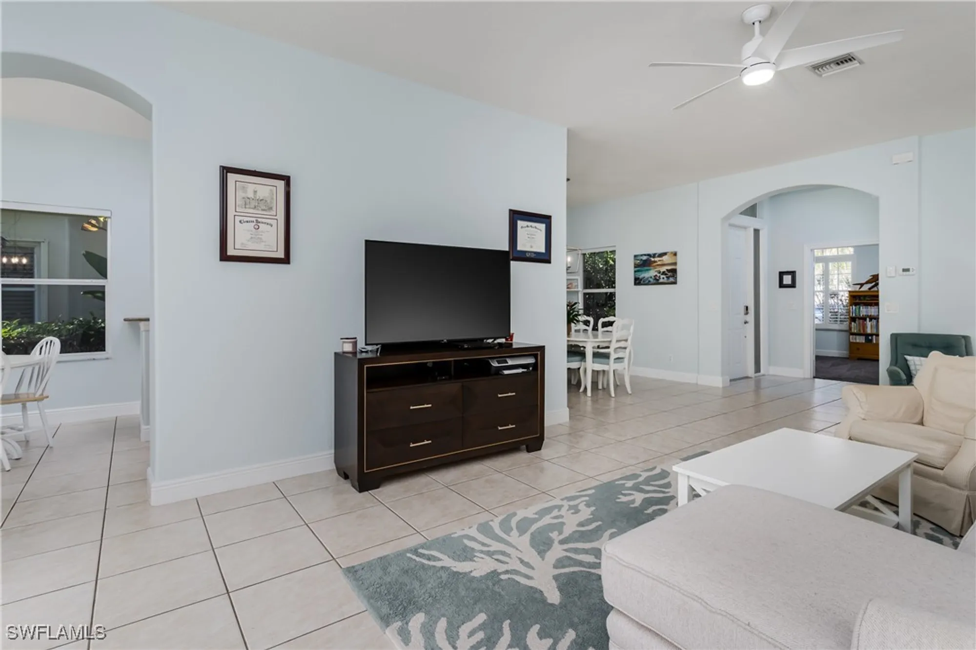 Property Slideshow image 5 of 36 | 817 vistana cir, Naples, FL, 34119