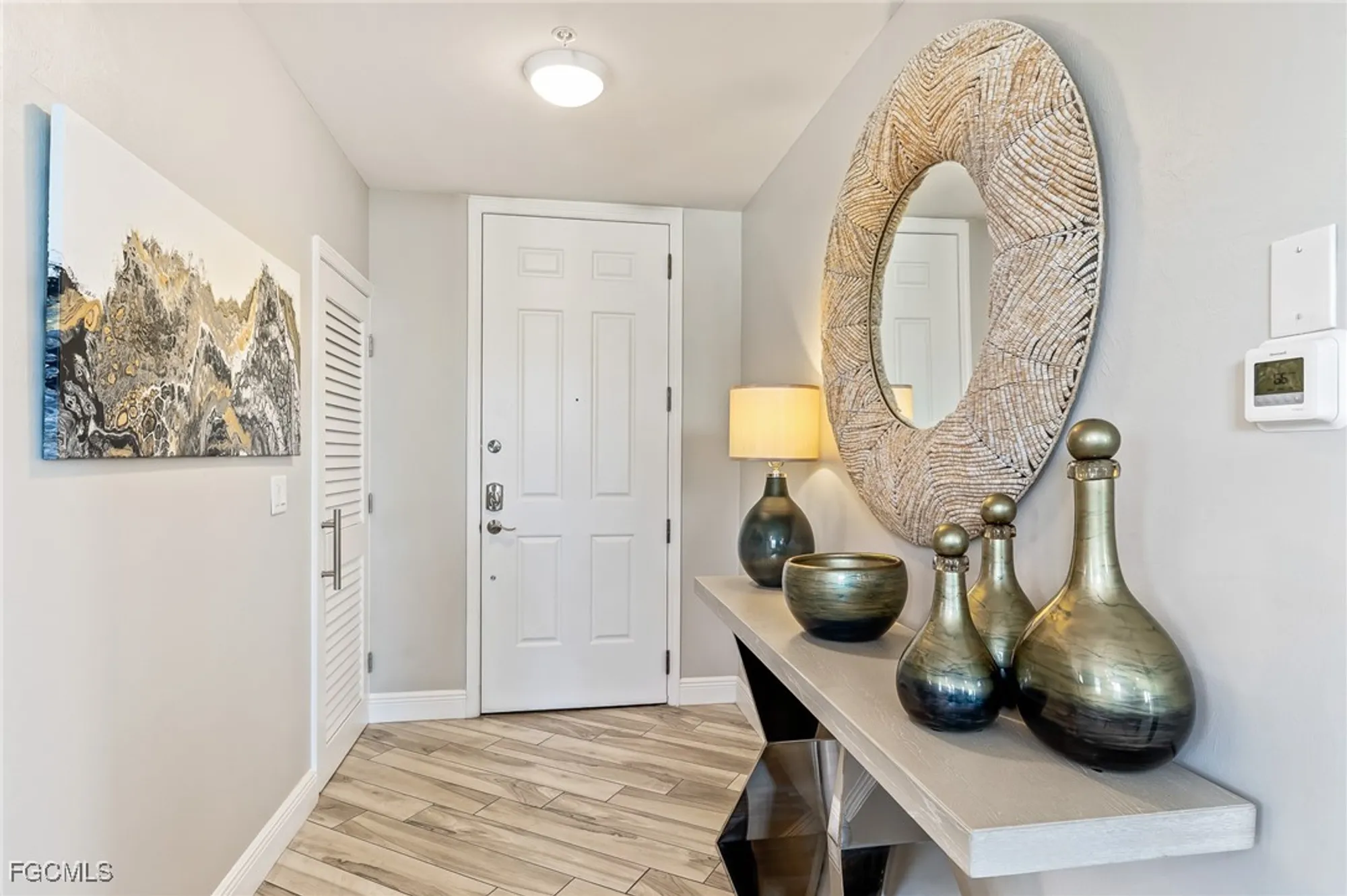 Property Slideshow image 12 of 48 | 14200 royal harbour ct unit 301, Fort Myers, FL, 33908