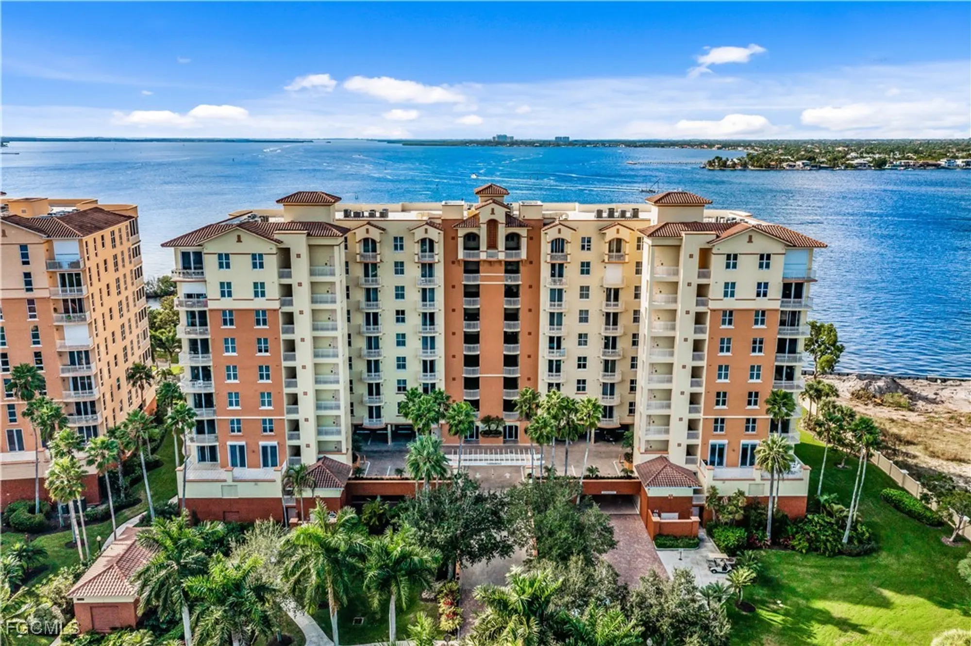 Property Slideshow image 2 of 48 | 14200 royal harbour ct unit 301, Fort Myers, FL, 33908