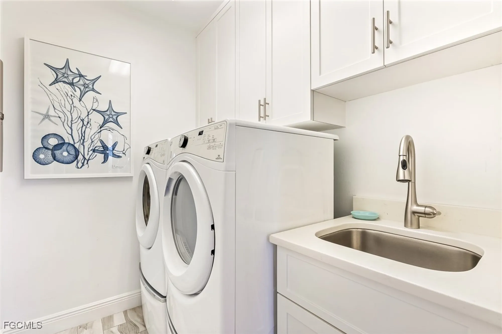 Property Slideshow image 31 of 48 | 14200 royal harbour ct unit 301, Fort Myers, FL, 33908