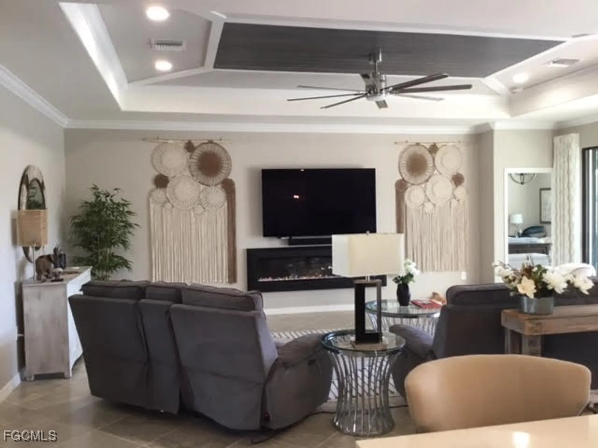 Property Slideshow image 7 of 22 | 11993 bay oak dr, Fort Myers, FL, 33913