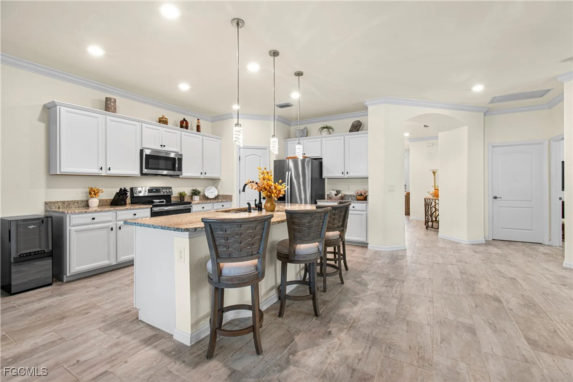 Property Slideshow image 18 of 43 | 10369 prato dr, Fort Myers, FL, 33913