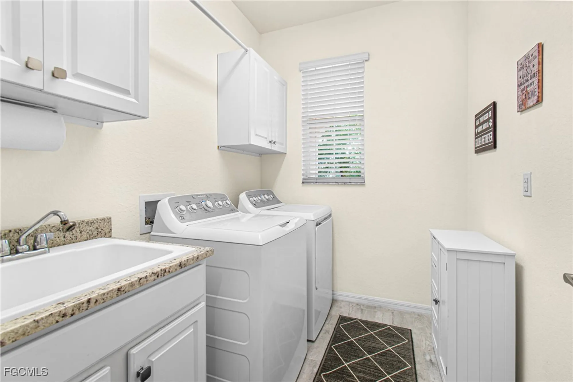 Property Slideshow image 23 of 43 | 10369 prato dr, Fort Myers, FL, 33913