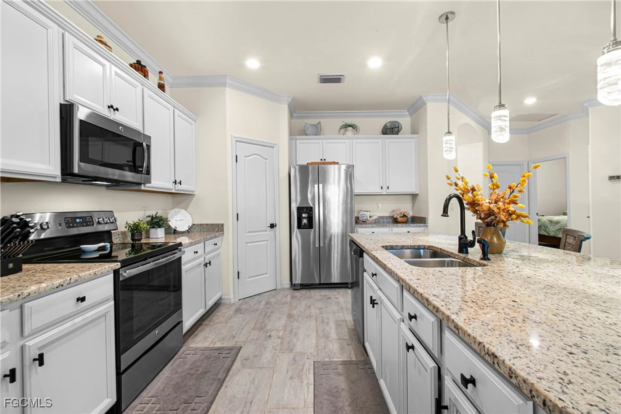 Property Slideshow image 35 of 43 | 10369 prato dr, Fort Myers, FL, 33913