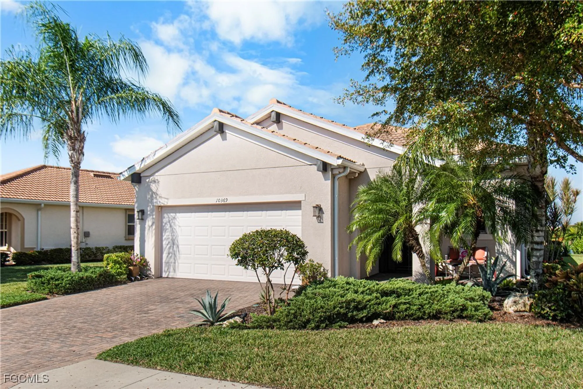Property Slideshow image 7 of 43 | 10369 prato dr, Fort Myers, FL, 33913